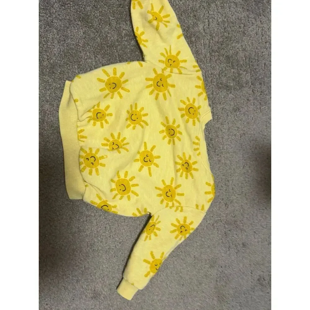 Old Navy Sunshine Baby Girl Crewneck Size 6-12 Month